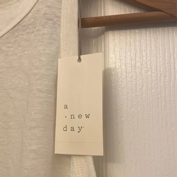 Activewear tank top - Picture 2 of 3